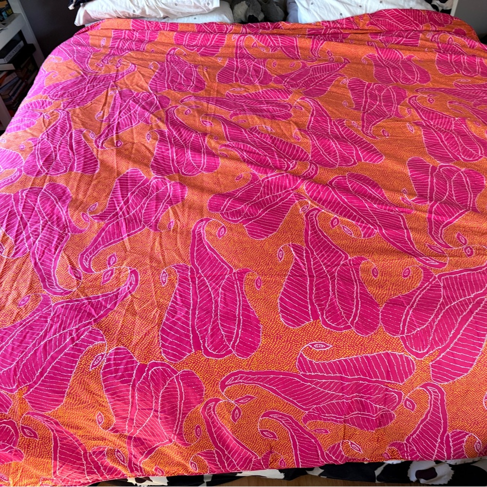 DVF Studio Pink and Orange Duvet Cover with Bold Abstract Design